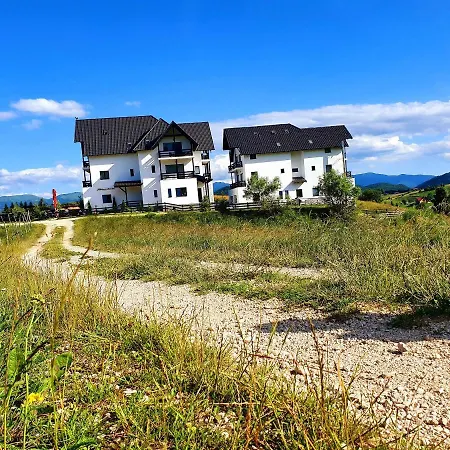 Sunrise House * Brasov