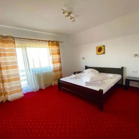 Sunrise House Guest house *